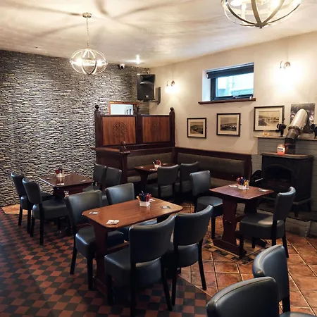Murphy'S Pub And Bed & Breakfast