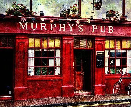 Murphy'S Pub And Bed & Breakfast